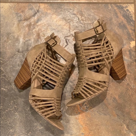 Caged Booties - Picture 4 of 5